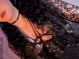 le modèle rosselfinol est en webcam porno dans un show sur le site camsoda, il possède les tags suivants: anal,ass,young-adult,wet,tease,tattoos,strip,spank,pussy,orgasm,lingerie,flashing,fingers,facial,dildo,cum,brown-eyes,blowjob,black-hair,bikini