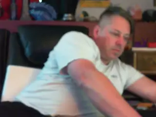sengerdog's Live Sex Cam Show