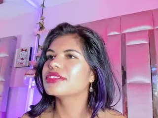 Luna Ferrer's Live Sex Cam Show