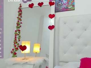 madison-horny69 live cam profile