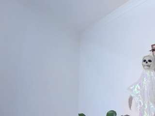 madison-horny69's live room