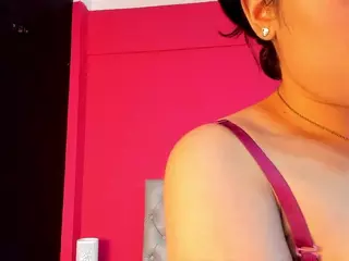 SoffiaMiller's Live Sex Cam Show