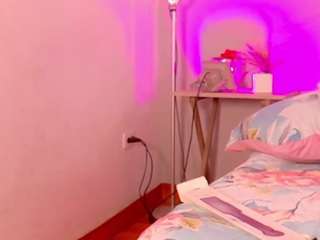  kinky-camila chat room