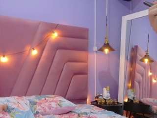  kinky-camila chat room