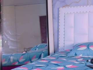 kinky-camila Toy live webcam