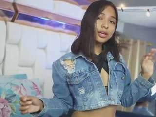 kinky-camila Live Webcam on CamSoda