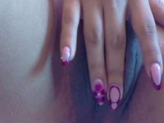 kinky-camila