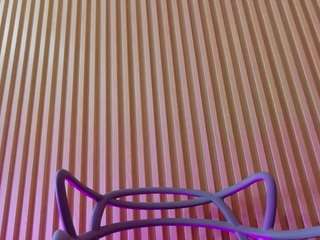 kinky-camila