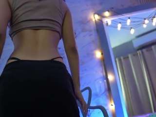 kinky-camila