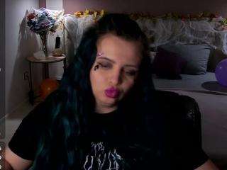 mayamils from CamSoda is Freechat