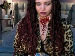 mayamils Live Webcam on CamSoda