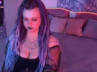 mayamils Live Webcam on CamSoda