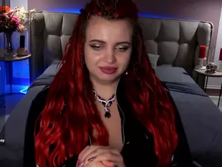 mayamils's Live Sex Cam Show