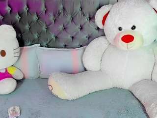  sweet-zoee2 chat room