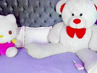 sweet-zoee2 Live Webcam on CamSoda