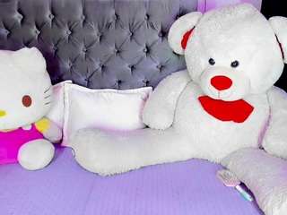  sweet-zoee2 chat room