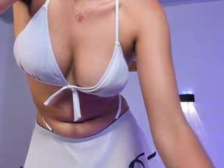 emily-villamil