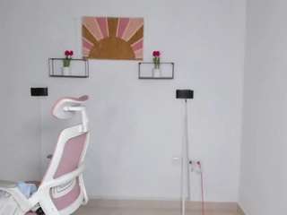  emily-villamil chat room