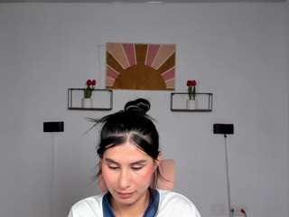 emily-villamil live cam preview