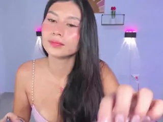 emily-villamil's Live Sex Cam Show