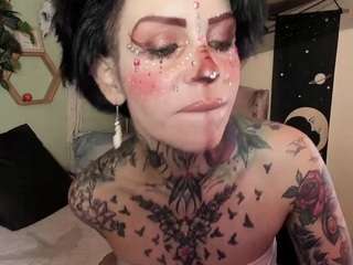 Milf-onlyseduction live cam preview