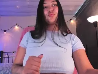 pocahontaspower's Live Sex Cam Show