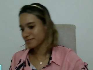 SamanthaWatsonn live webcam on Soda Cams