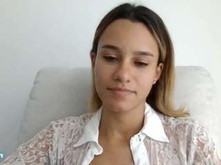 kelayabrunette webcam