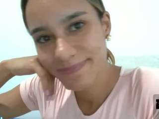 kelayabrunette webcam