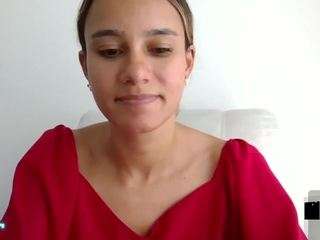 kelayabrunette webcam