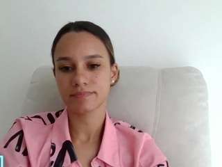 le modèle kelayabrunette est en webcam porno dans un show sur le site camsoda, il possède les tags suivants: ass,fingering,thin,tease,striptease,strip,spank,skinny,sex-toys,pussy,orgasm,no smoking,no drinking,ass clapping,fingers,feet,erotic dance,asshole,bedroom,bikini
