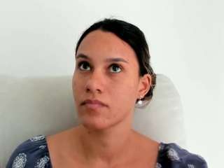 kelayabrunette live webcam show