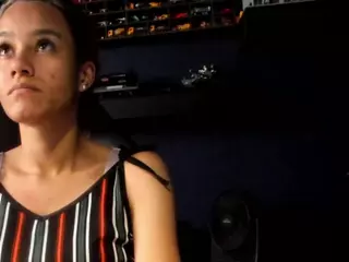 SamanthaWatsonn's Live Sex Cam Show