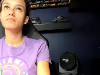 SamanthaWatsonn's Live Sex Cam Show