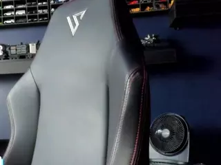 SamanthaWatsonn's Live Sex Cam Show