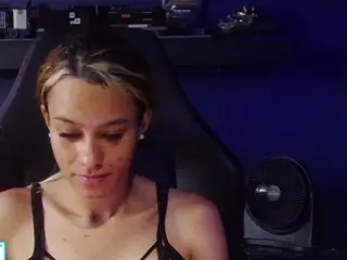 SamanthaWatsonn's Live Sex Cam Show