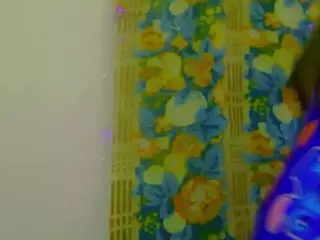 Valeryxx77's Live Sex Cam Show