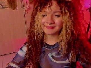 Merida-Red live webcam show