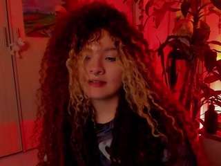 Merida-Red live webcam show