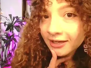 Merida-Red's Live Sex Cam Show