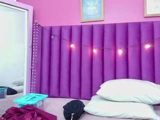  naughtyebonyy chat room
