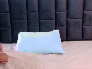 Live Sex Chat with naughtyebonyy (@naughtyebonyy)
