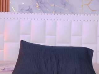 naughtyebonyy webcam