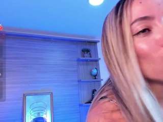 scarlette-jonnes Live Webcam on CamSoda