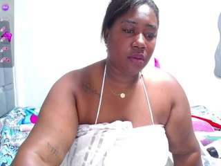 thickebonymilf
