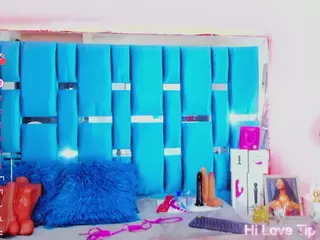 alicebennet's Live Sex Cam Show