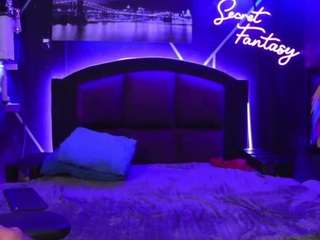 secretfantasy-xx... Live Webcam on CamSoda