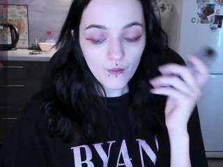 le modèle sptic est en webcam porno dans un show sur le site camsoda, il possède les tags suivants: ahegao,black hair,young-adult,teen-18,tease,tattoos,spanking,smoking,skinny,lush,hazel eyes,foot fetish,flashing,feet,facial piercings,drinking,doggy style,cock rating,hd,small tits