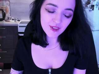 Lina live webcam show