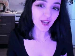 Lina live webcam show